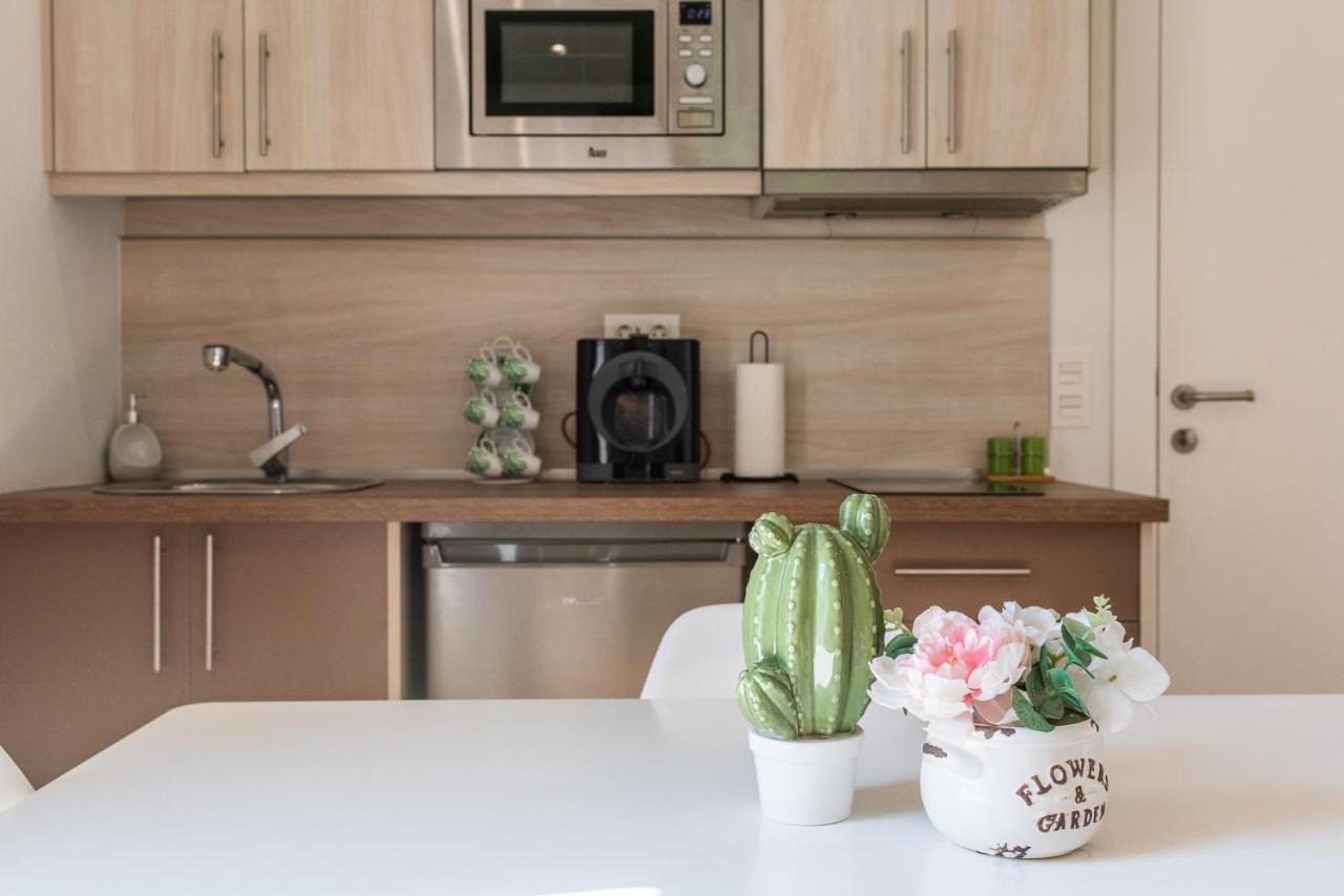 Moderno Apartamento En Centro De กรานาดา ภายนอก รูปภาพ